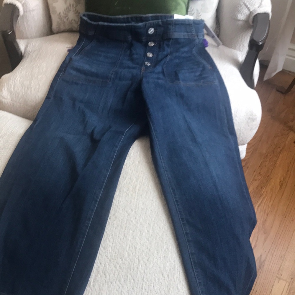 Dark Blue High-Waisted Jeans
